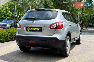 Позашляховик / Кросовер Nissan Qashqai 2013 в 