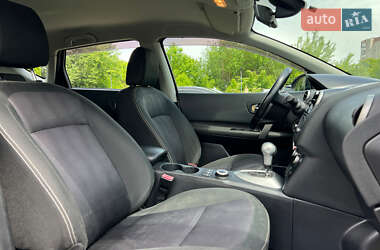 Позашляховик / Кросовер Nissan Qashqai 2013 в 