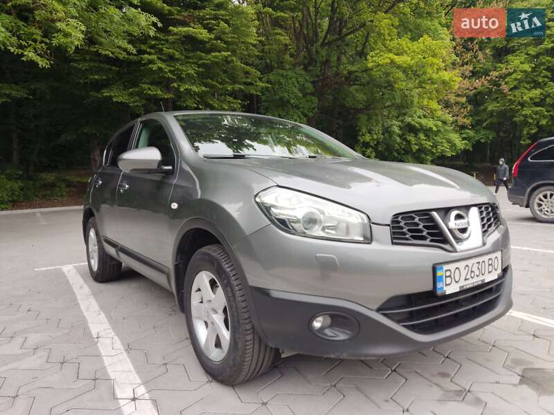 Внедорожник / Кроссовер Nissan Qashqai 2013 в Тернополе
