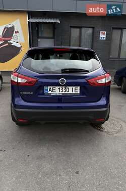 Позашляховик / Кросовер Nissan Qashqai 2017 в 