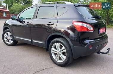 Внедорожник / Кроссовер Nissan Qashqai 2011 в 