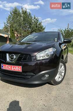 Внедорожник / Кроссовер Nissan Qashqai 2011 в 