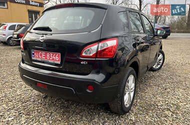 Внедорожник / Кроссовер Nissan Qashqai 2010 в 