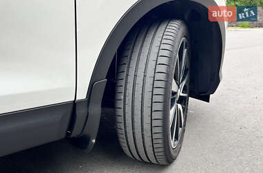 Внедорожник / Кроссовер Nissan Qashqai 2014 в 