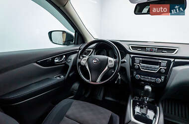 Внедорожник / Кроссовер Nissan Qashqai 2015 в 