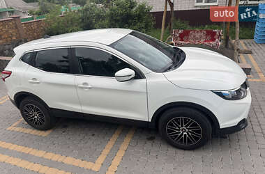 Внедорожник / Кроссовер Nissan Qashqai 2015 в Бершади