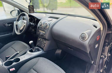 Внедорожник / Кроссовер Nissan Qashqai 2008 в 