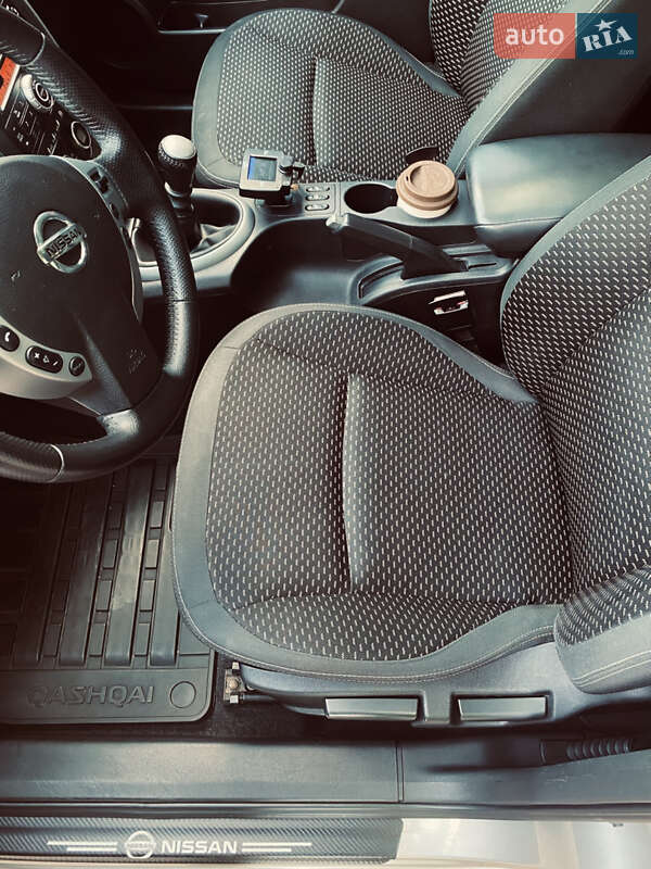 Внедорожник / Кроссовер Nissan Qashqai 2008 в Виннице