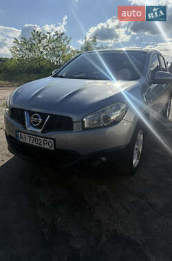 Позашляховик / Кросовер Nissan Qashqai 2010 в Десні