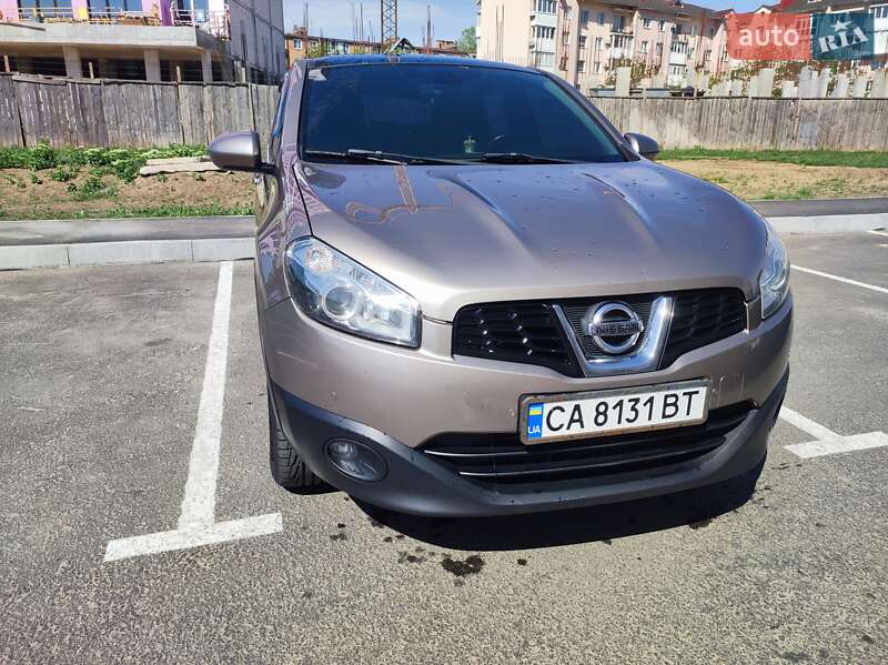 Внедорожник / Кроссовер Nissan Qashqai 2011 в Умани
