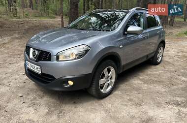 Внедорожник / Кроссовер Nissan Qashqai 2010 в Харькове