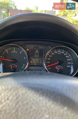 Внедорожник / Кроссовер Nissan Qashqai 2011 в 