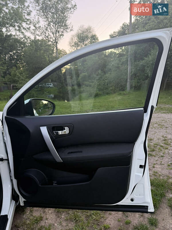 Внедорожник / Кроссовер Nissan Qashqai 2008 в Ивано-Франковске