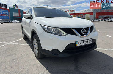 Внедорожник / Кроссовер Nissan Qashqai 2014 в 