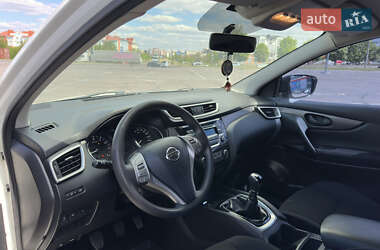 Внедорожник / Кроссовер Nissan Qashqai 2014 в 