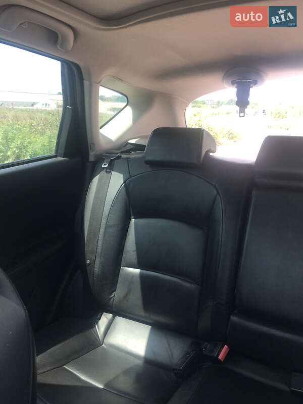 Внедорожник / Кроссовер Nissan Qashqai 2007 в Миргороде