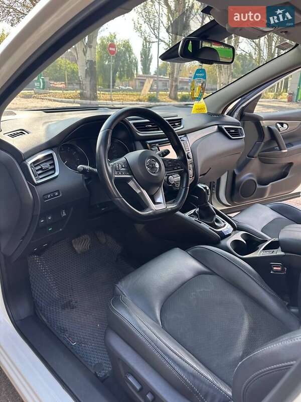 Внедорожник / Кроссовер Nissan Qashqai 2017 в Виннице