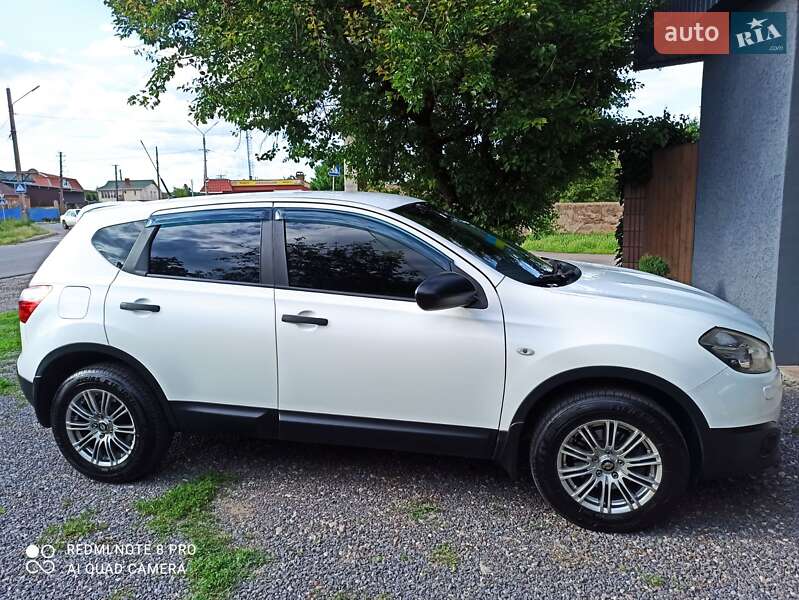 Внедорожник / Кроссовер Nissan Qashqai 2013 в Кривом Роге