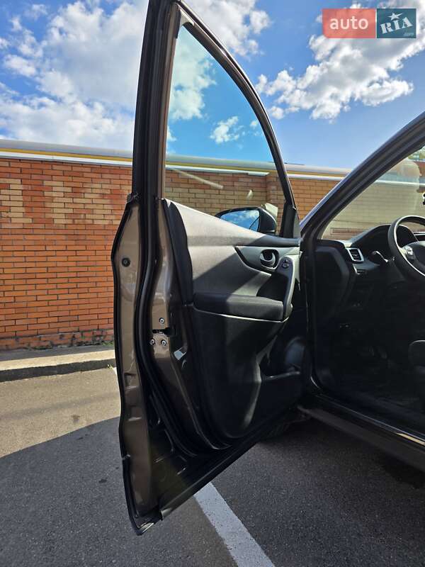 Внедорожник / Кроссовер Nissan Qashqai 2017 в Кривом Роге