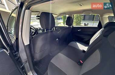 Позашляховик / Кросовер Nissan Qashqai 2012 в 