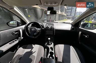 Позашляховик / Кросовер Nissan Qashqai 2012 в 