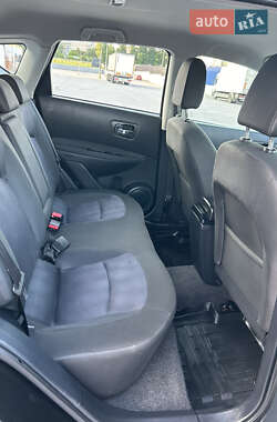 Позашляховик / Кросовер Nissan Qashqai 2013 в 