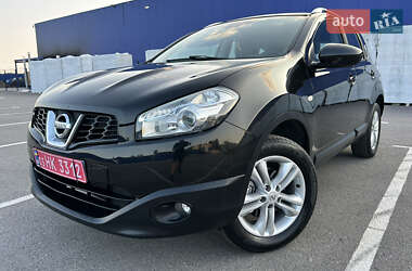Позашляховик / Кросовер Nissan Qashqai 2013 в 