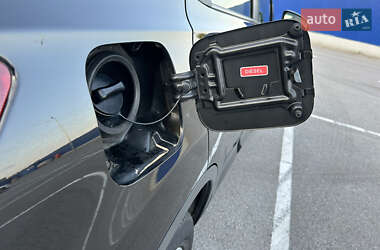 Позашляховик / Кросовер Nissan Qashqai 2013 в 