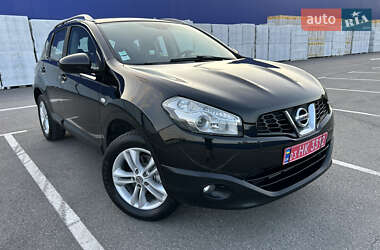 Позашляховик / Кросовер Nissan Qashqai 2013 в 