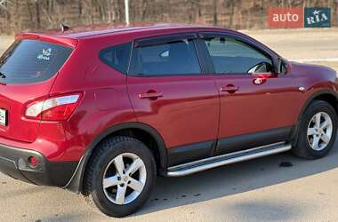 Внедорожник / Кроссовер Nissan Qashqai 2012 в 
