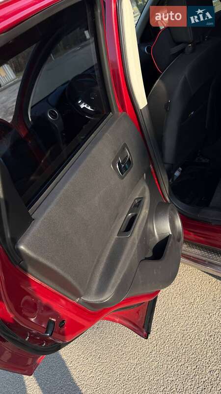 Позашляховик / Кросовер Nissan Qashqai 2012 в Дніпрі