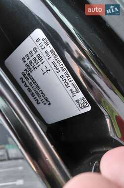 Позашляховик / Кросовер Nissan Qashqai 2013 в 