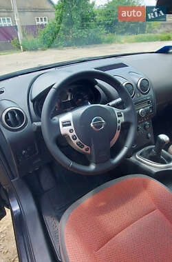 Внедорожник / Кроссовер Nissan Qashqai 2008 в 
