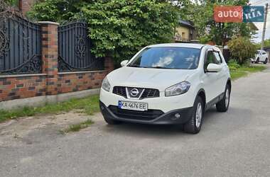 Позашляховик / Кросовер Nissan Qashqai 2011 в 