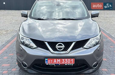 Внедорожник / Кроссовер Nissan Qashqai 2014 в 