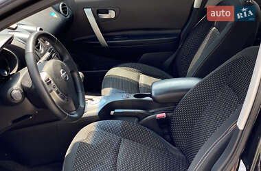 Внедорожник / Кроссовер Nissan Qashqai 2007 в 