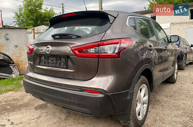 Позашляховик / Кросовер Nissan Qashqai 2019 в 