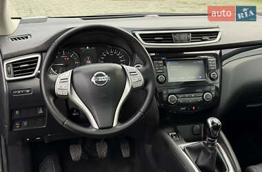 Позашляховик / Кросовер Nissan Qashqai 2014 в 