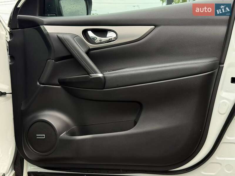 Внедорожник / Кроссовер Nissan Qashqai 2017 в Ровно фото 43 Внедорожник / Кроссовер Nissan Qashqai 2017 в Ровно