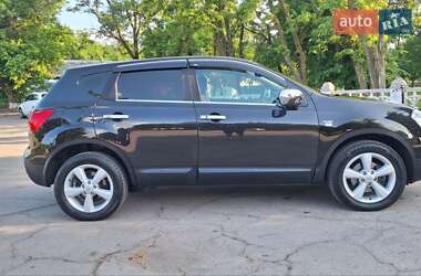 Позашляховик / Кросовер Nissan Qashqai 2009 в 
