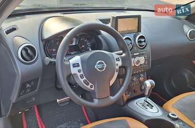 Позашляховик / Кросовер Nissan Qashqai 2009 в 