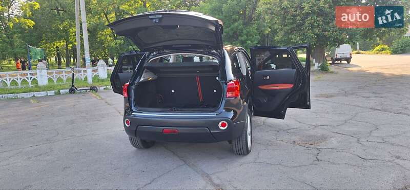 Внедорожник / Кроссовер Nissan Qashqai 2009 в Новоархангельске