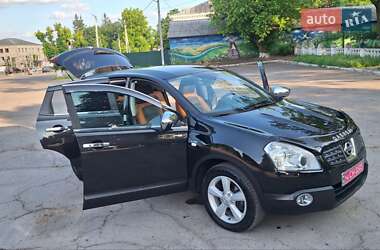 Позашляховик / Кросовер Nissan Qashqai 2009 в 