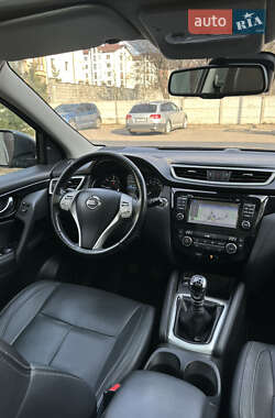 Внедорожник / Кроссовер Nissan Qashqai 2017 в 