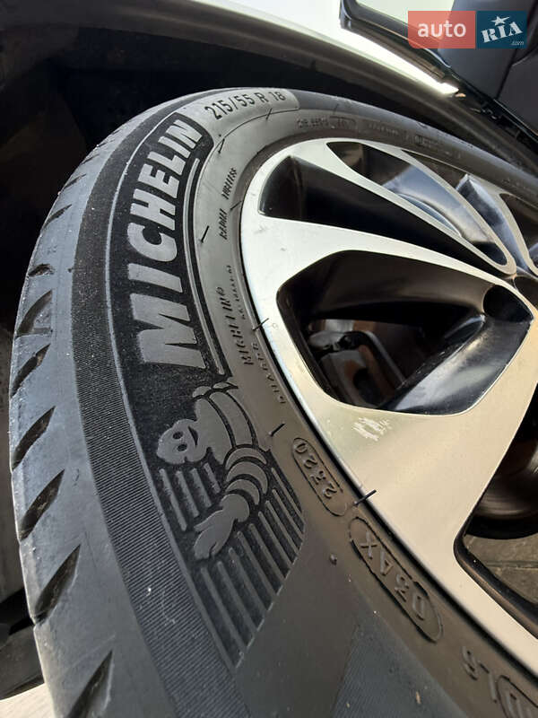 Позашляховик / Кросовер Nissan Qashqai 2012 в Вінниці