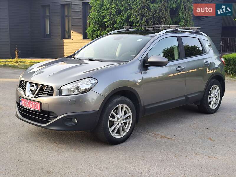 Внедорожник / Кроссовер Nissan Qashqai 2011 в 