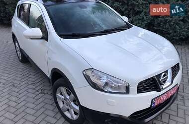 Позашляховик / Кросовер Nissan Qashqai 2010 в Тульчині