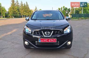 Внедорожник / Кроссовер Nissan Qashqai 2012 в Новоархангельске