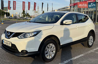 Внедорожник / Кроссовер Nissan Qashqai 2016 в Киеве