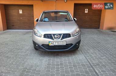 Внедорожник / Кроссовер Nissan Qashqai 2010 в 